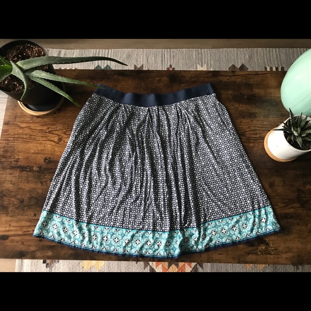 Max Studio Skirt